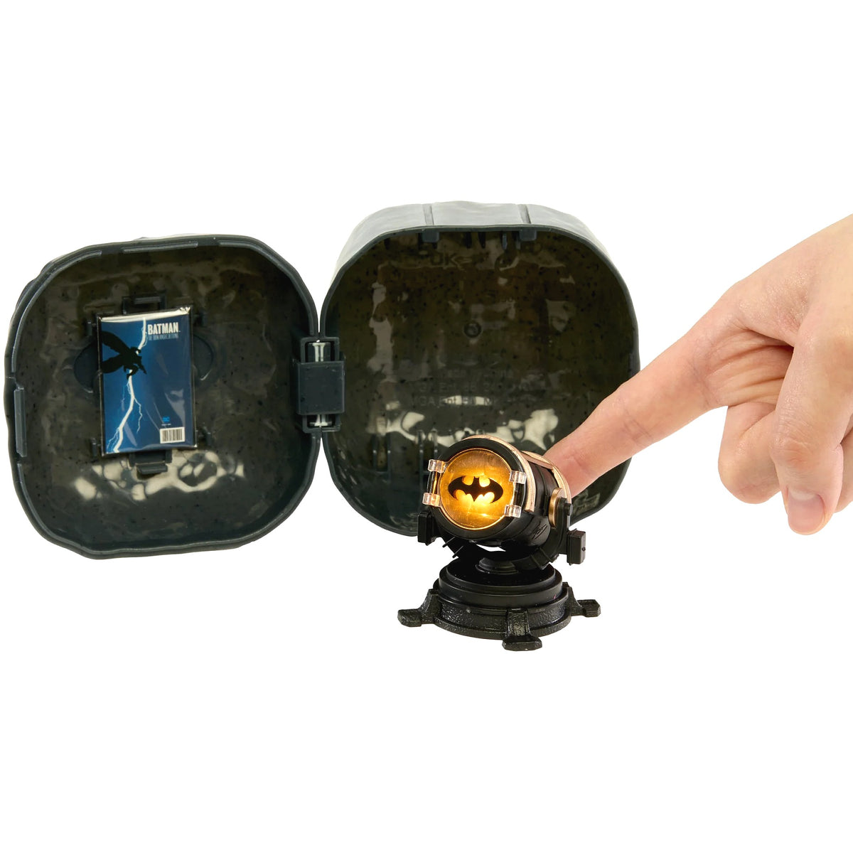 MGA's Miniverse - Make It Mini Batman Blind Capsule