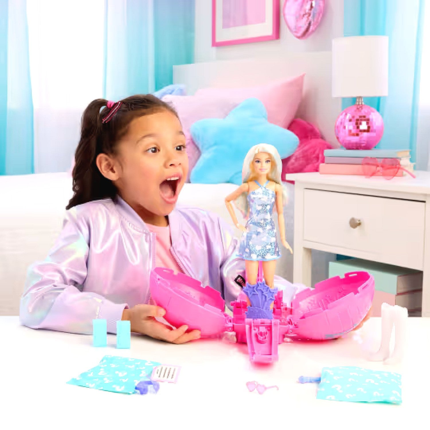 Barbie - Team Barbie Roll & Reveal Pop Star Fashion Doll Playset - Mattel