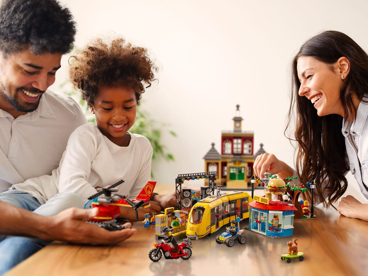 LEGO® 60271 Main Square - City
