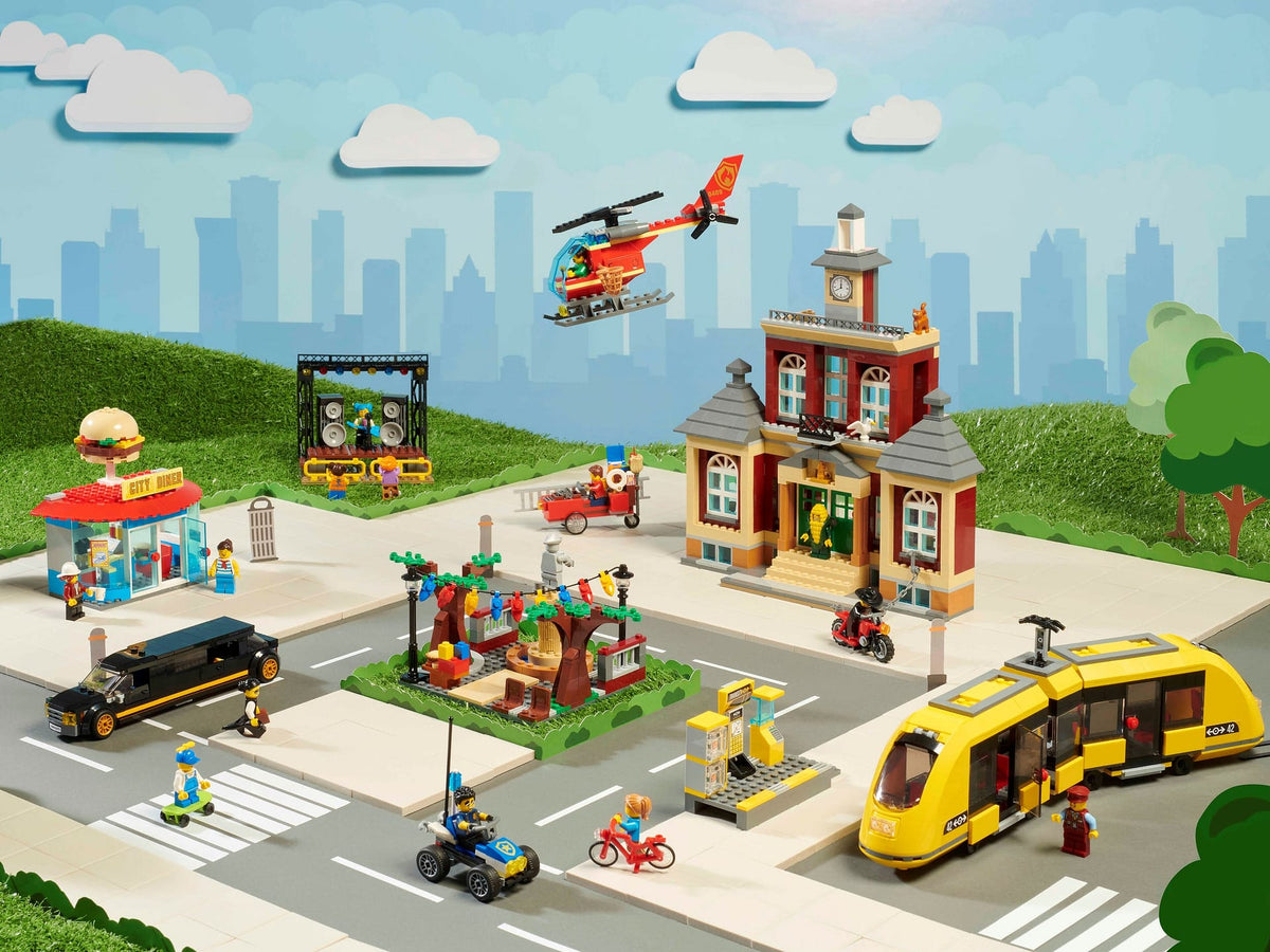 LEGO® 60271 Main Square - City