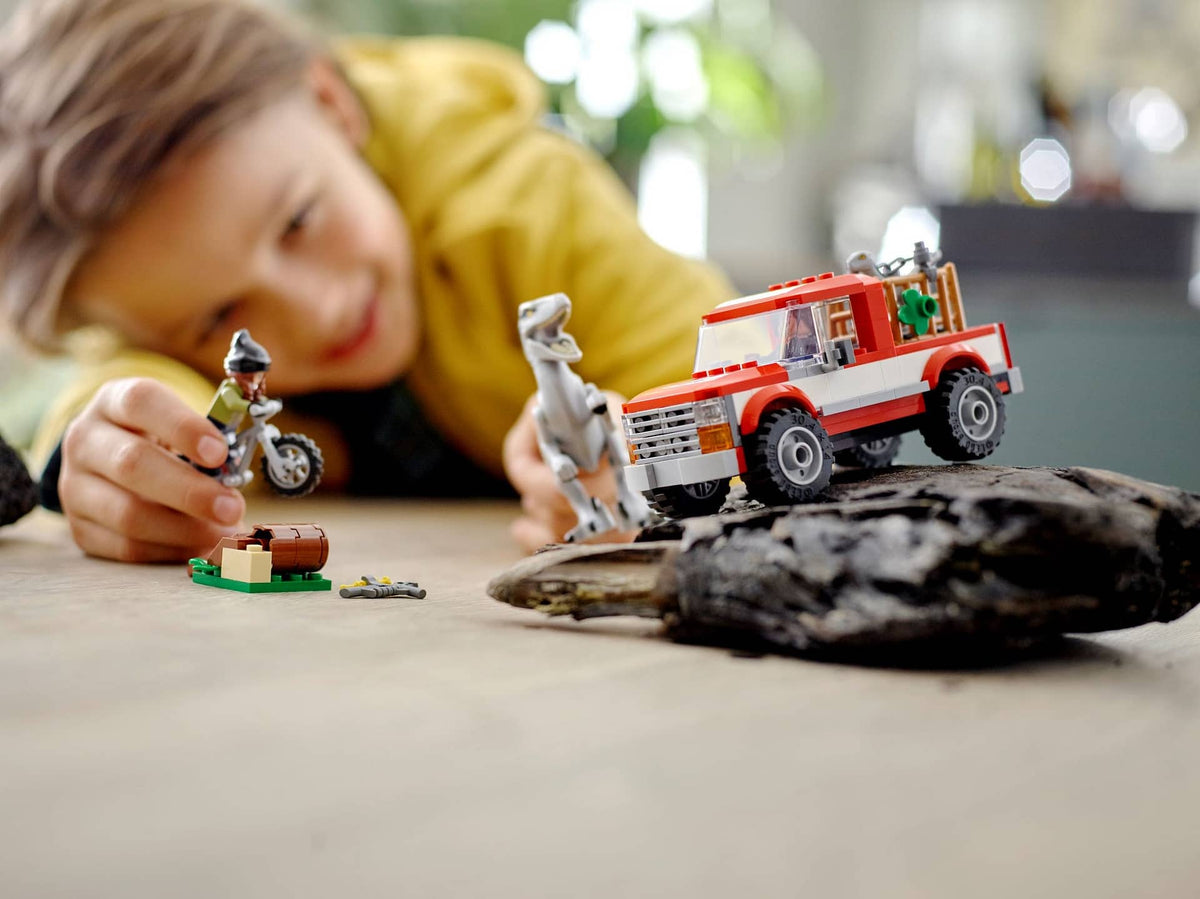 LEGO® 76946 Blue & Beta Velociraptor Capture - Jurassic World™