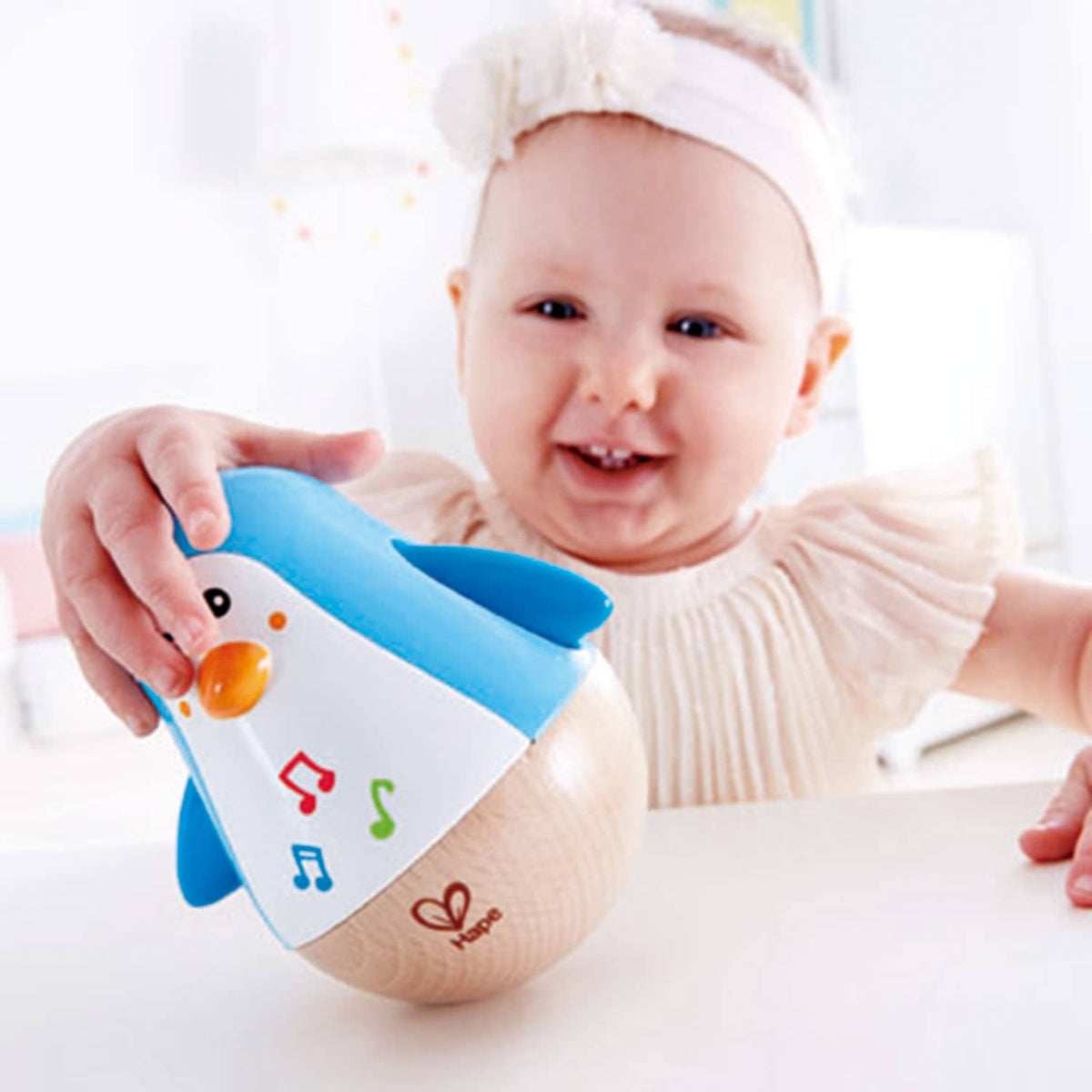 Hape - Penguin Wobbler Musical