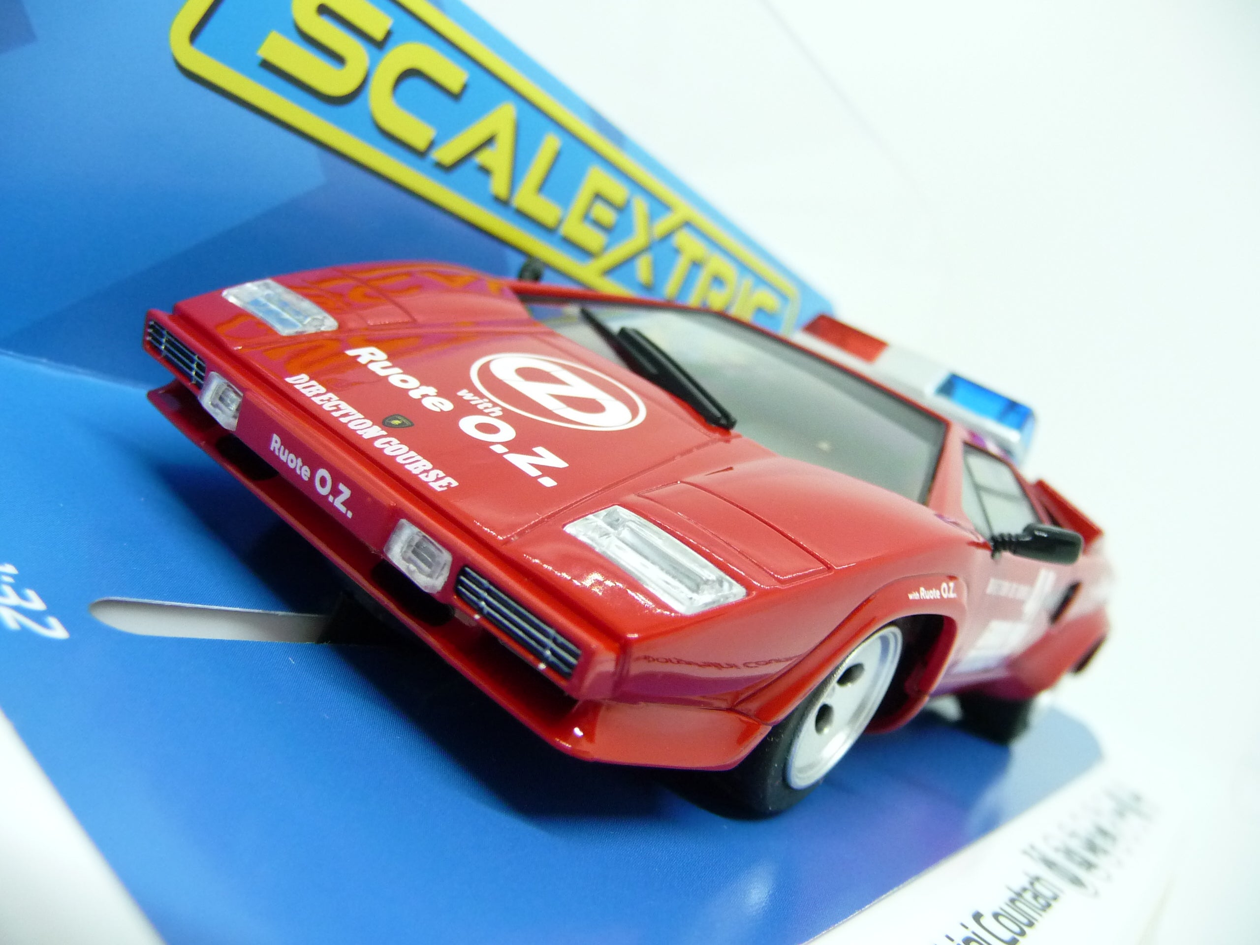 SCALEXTRIC - C4329 LAMBORGHINI COUNTACH 1983 MONACOGP SAFETY CAR C4329