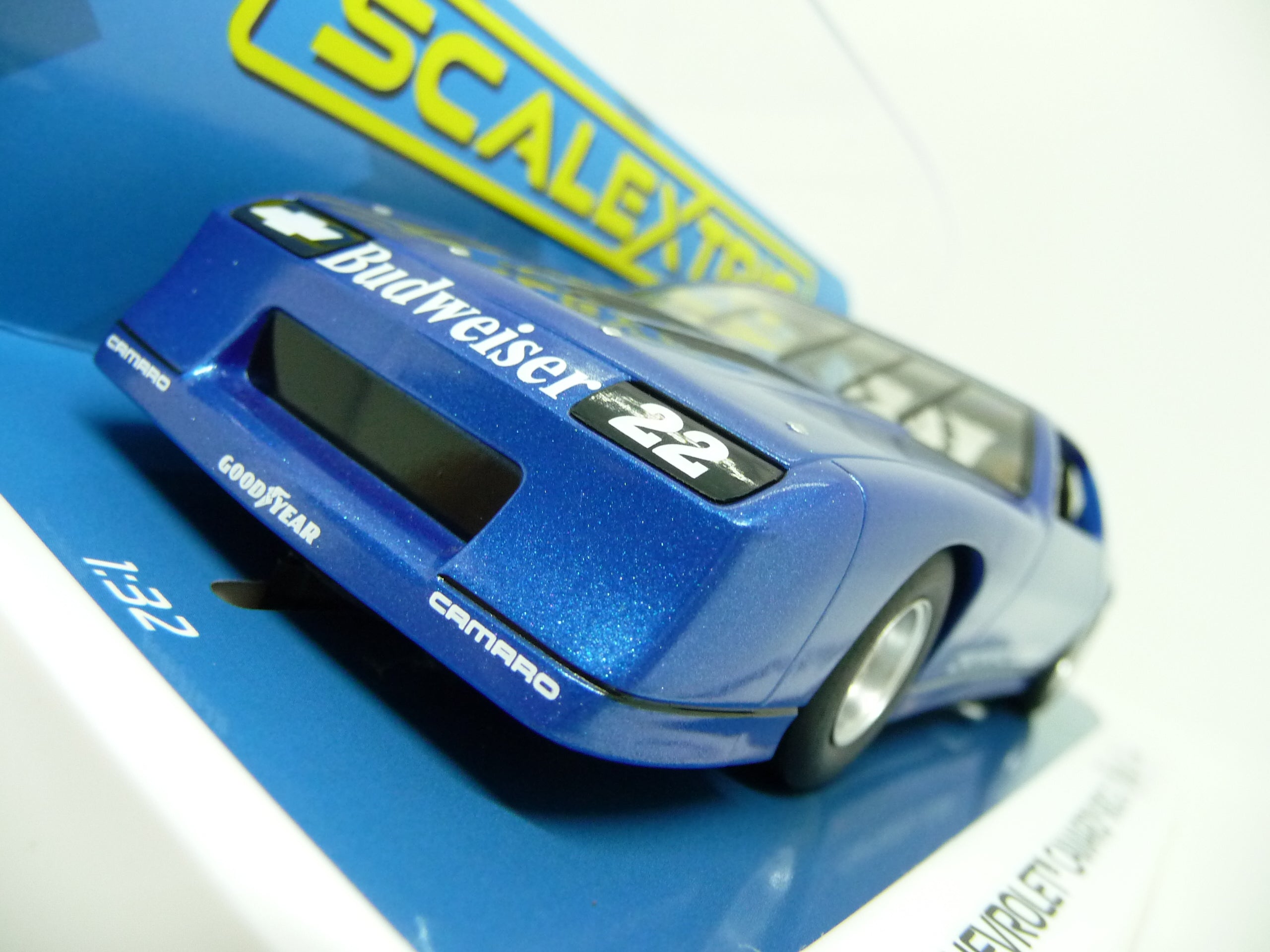 SCALEXTRIC - C4145 1:32 CHEVROLET IROC Z SLOT CAR ALSO SUITS CARRERA