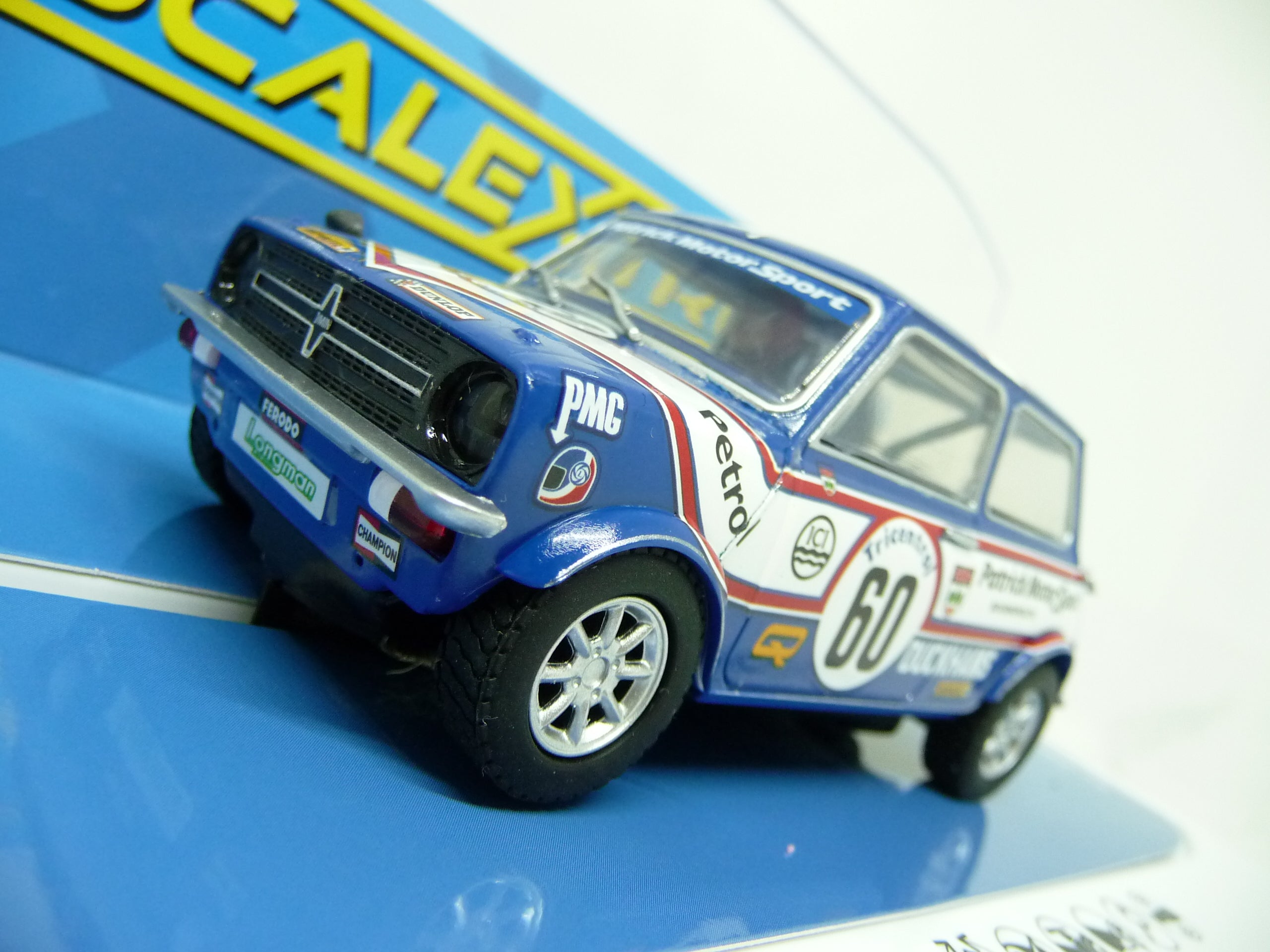 SCALEXTRIC - C4337 MINI 1275GT - PATRICK MOTORSPORT - RICHARD LONGMAN 1979