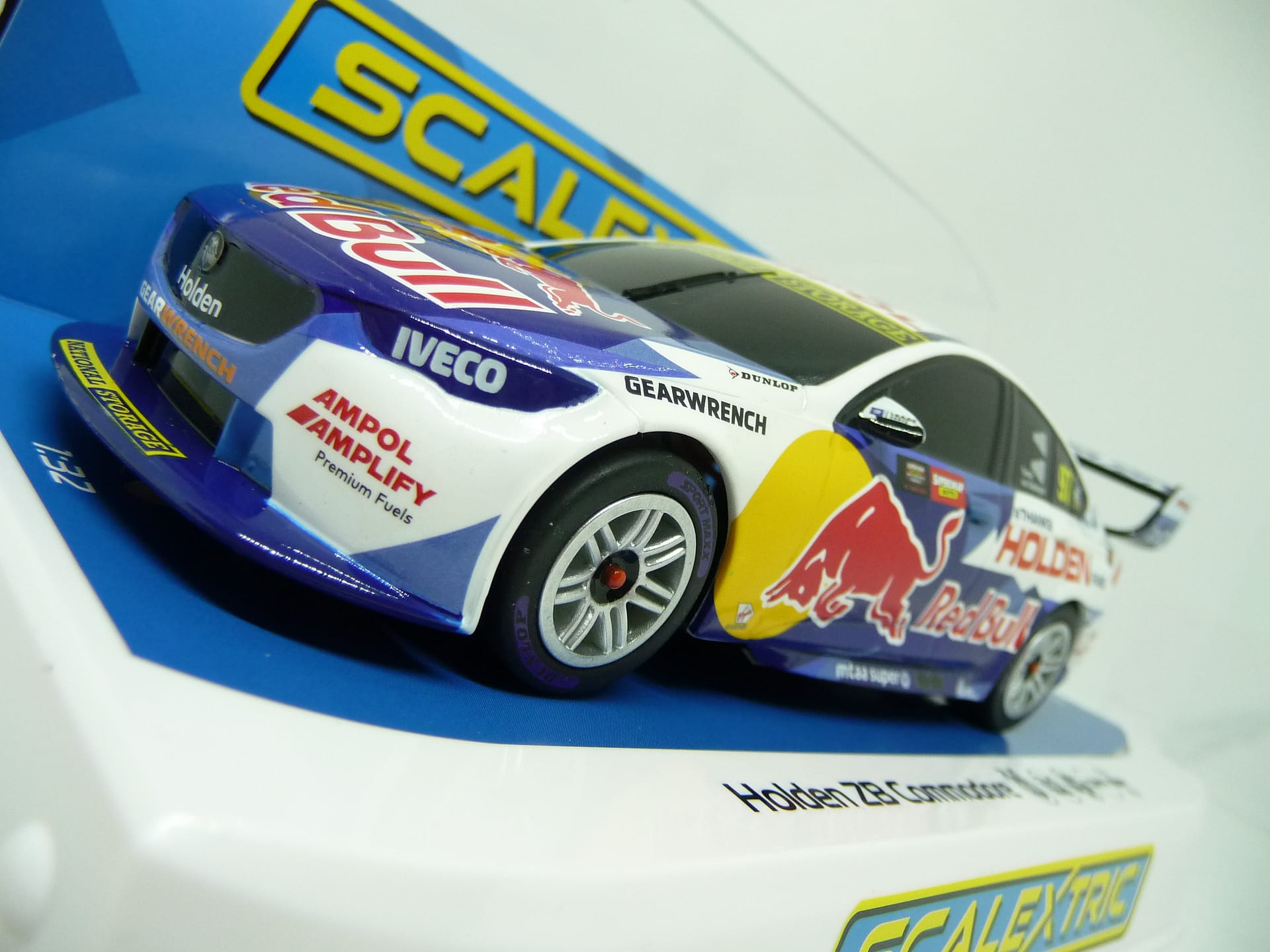 SCALEXTRIC - C4361 HOLDEN COMMODORE ZB SUPERCAR 2020 BATHURST WINNER