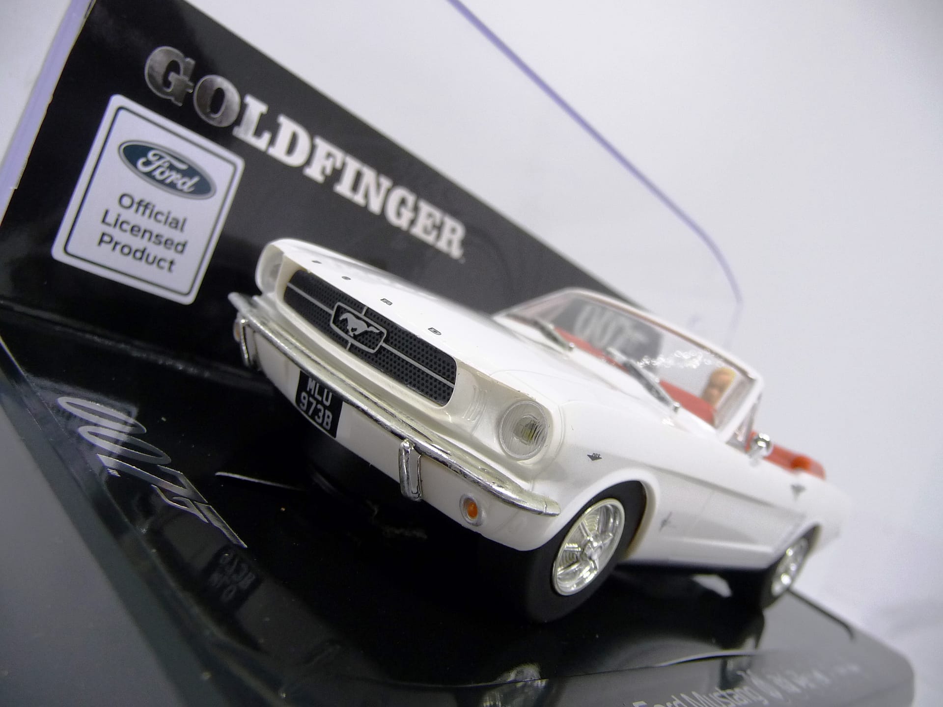 SCALEXTRIC - C4404 JAMES BOND FORD MUSTANG - GOLDFINGER