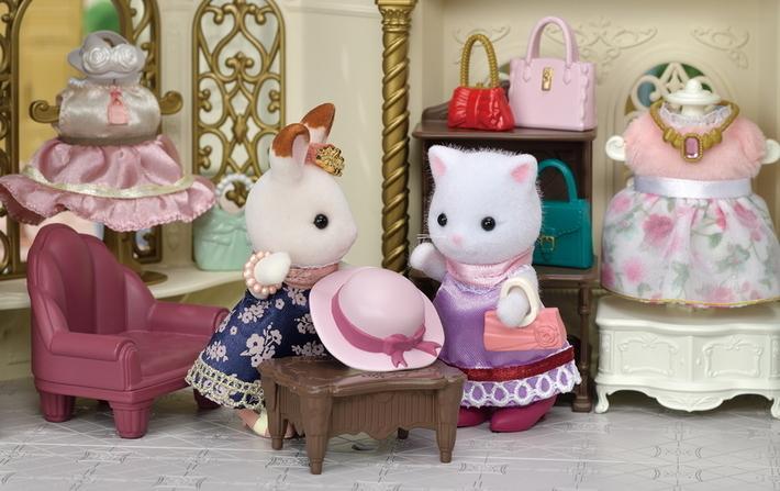 Sylvanian Families - Fashion  Playset  Town Girl Persian Cat