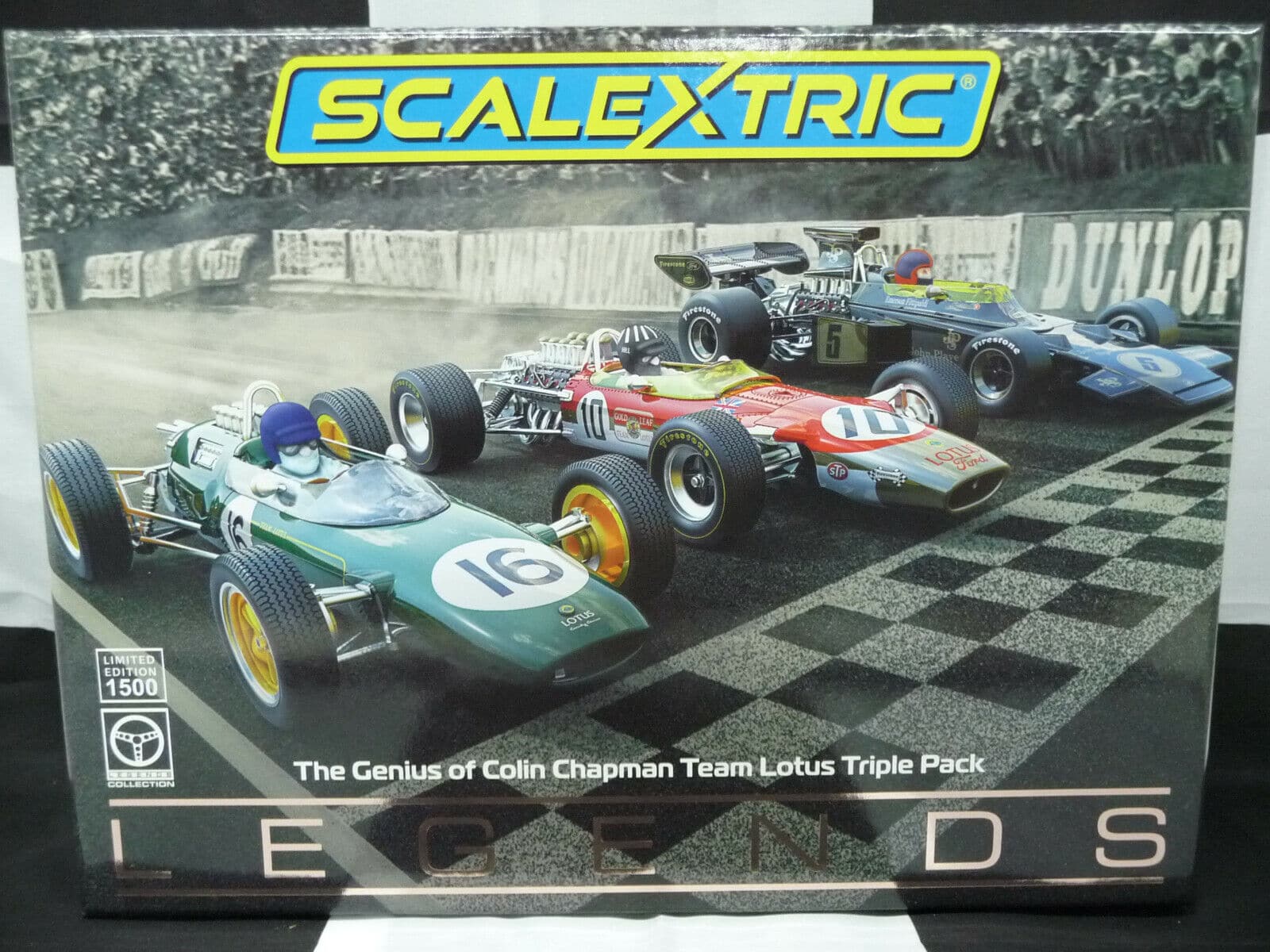 SCALEXTRIC - C4184A 1:32 THE GENIUS OF COLIN CHAPMAN TEAM LOTUS TRIPLE PACK