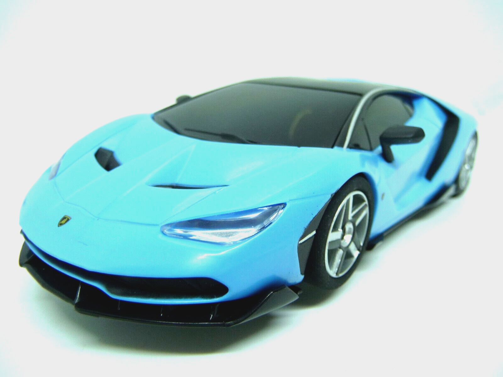 SCALEXTRIC - C4312 1:32 LAMBORGHINI CENTENARIO BLUE SLOT CAR SUIT CARRERA